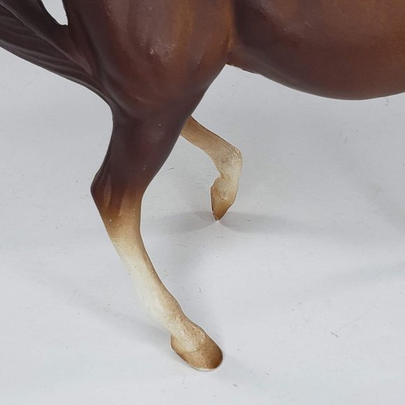 Breyer Horse Classic Arabian Mare Chestnut #3055 Chalky? - Picture 7 of 11
